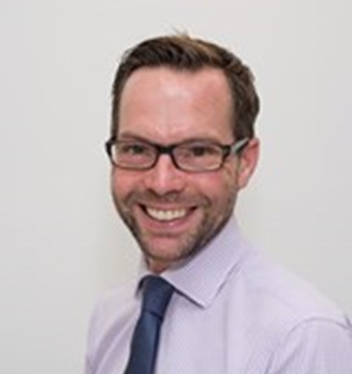 Photo of Mark Hollingworth